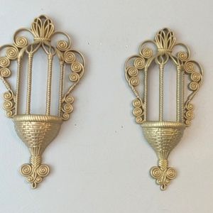 Burwood Industries 1972 Goldtone birdhouse pocket planters